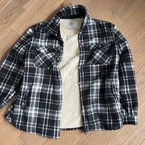 Sage collective fleece lined plaid flannel shacket - Large